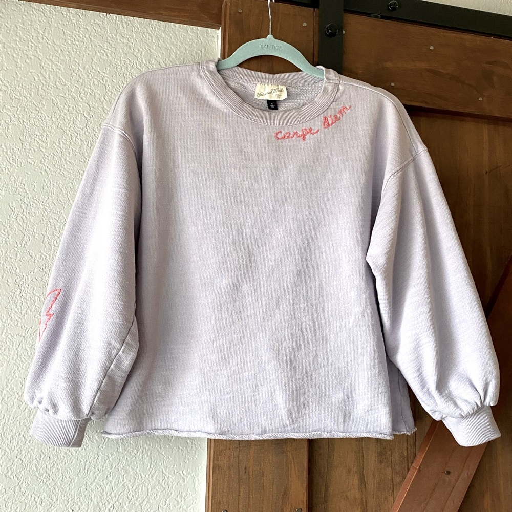 Universal Thread Women’s Sweatshirt